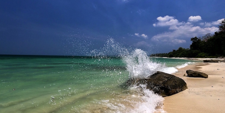 Photo: India's top beach destination Goa commits to #BeatPlasticPollution. Credit: World Environment Day.