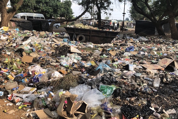 garbage-in-zimbabwe.jpg